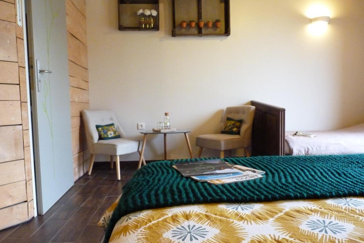 Chambres D'Hotes Le Chateau Rouge Saint-Germain-sur-Moine ภายนอก รูปภาพ
